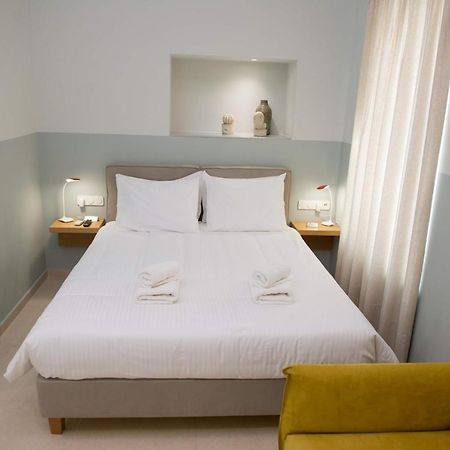 Stylish Studio Apartment - 1 House كالاماتا المظهر الخارجي الصورة