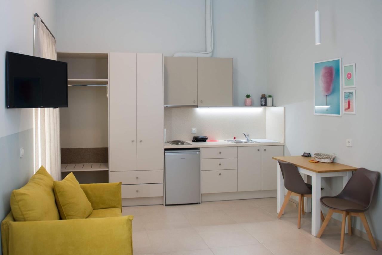 Stylish Studio Apartment - 1 House كالاماتا المظهر الخارجي الصورة